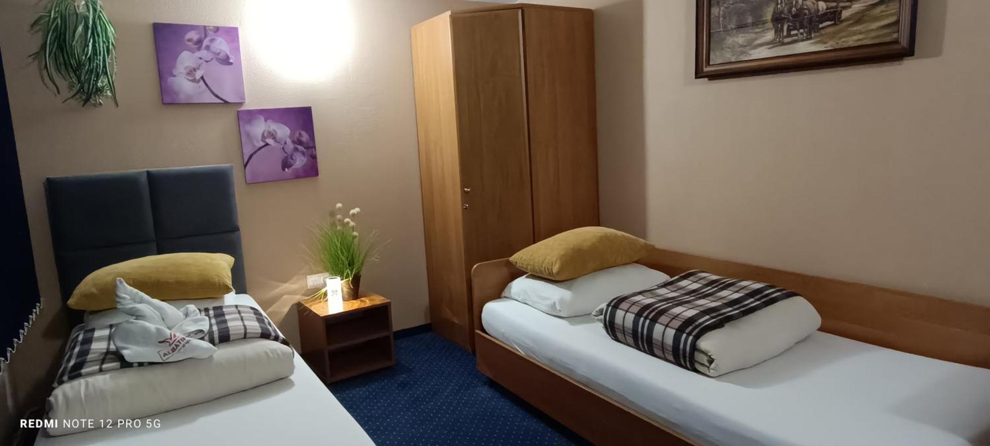 Zajazd Albatros Rzeszow Spa Eksteriør billede